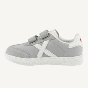 Sneakers grigia con strappi - immagine 3