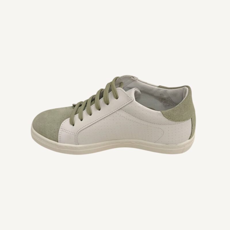 Sneakers bianca e verde - immagine 3