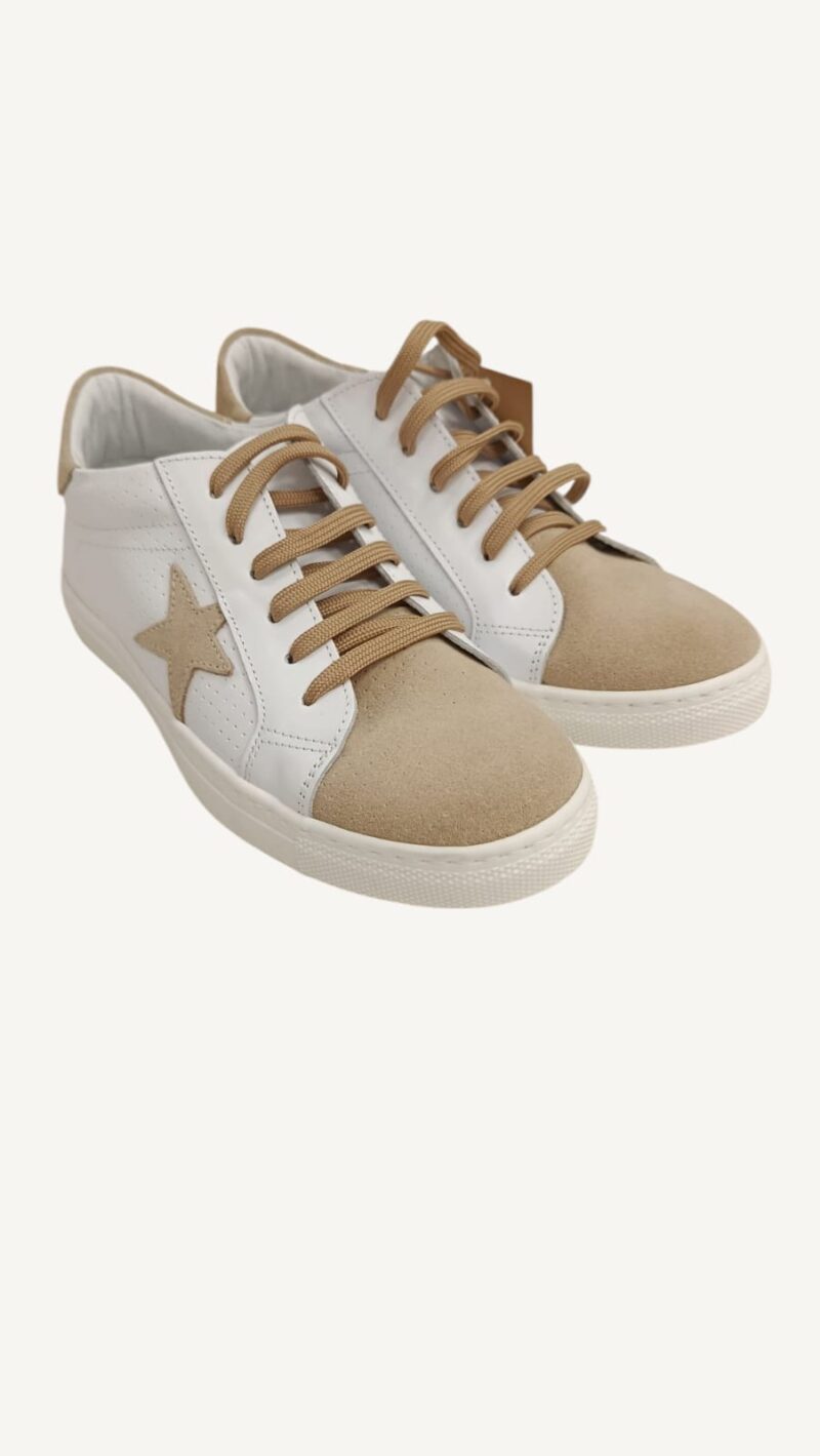 Sneakers bianca e beige