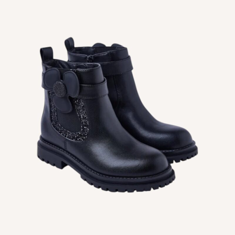 Stivaletto nero con fiore